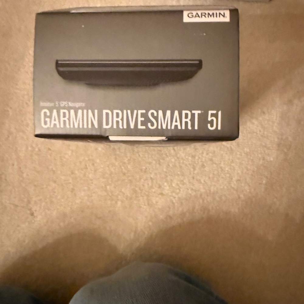 Garmin GPS - Picture 3 of 5
